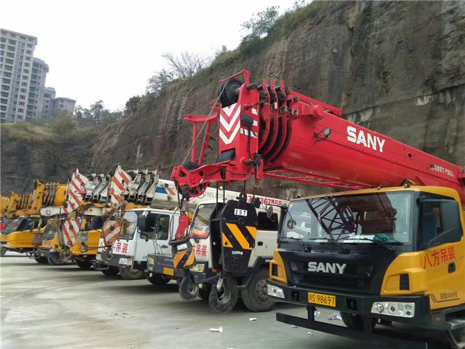 乳源吊车出租按什么计费？台班费、单次费、里程费怎么算？